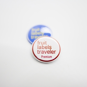 Fruit Labels Traveler 旅するフルーツシール展 缶バッジ