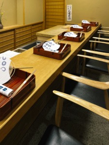 懐石 円相｜開店十周年記念 オリジナル団扇｜アートディレクション グラフィックデザイン｜日本料理 レストラン｜神奈川県小田原市